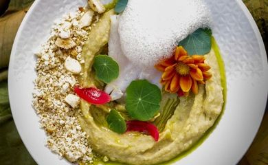 Jantar de olhos vendados